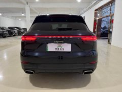 Porsche Cayenne New Energy 2022 Cayenne E-Hybrid 2.0T Platinum Edition - ფოტო 4