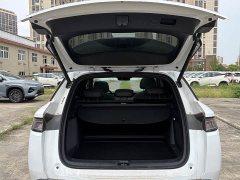 BYD Song L DM-i Smart Drive 160km Excellence - ფოტო 12
