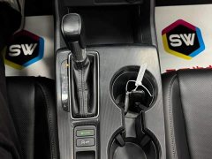 Honda Civic 180TURBO CVT Premium Edition - ფოტო 12