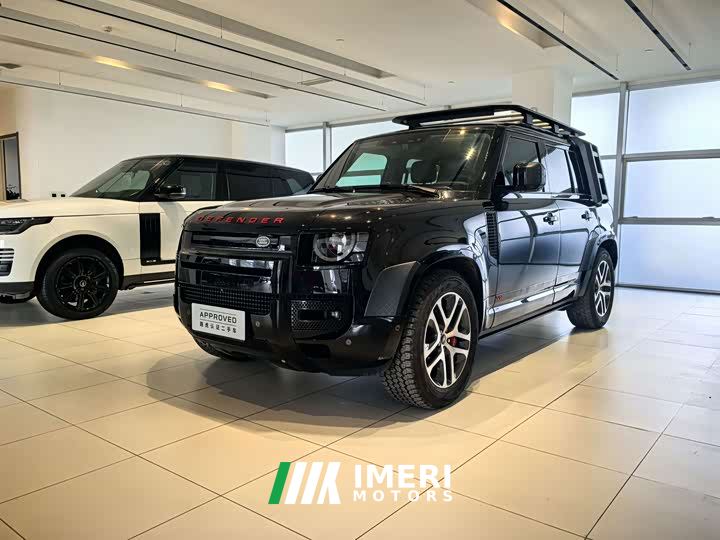 Land Rover Defender 110 3.0T P400 Dark Edition