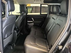 Land Rover Defender 110 3.0T P400 Dark Edition - ფოტო 10