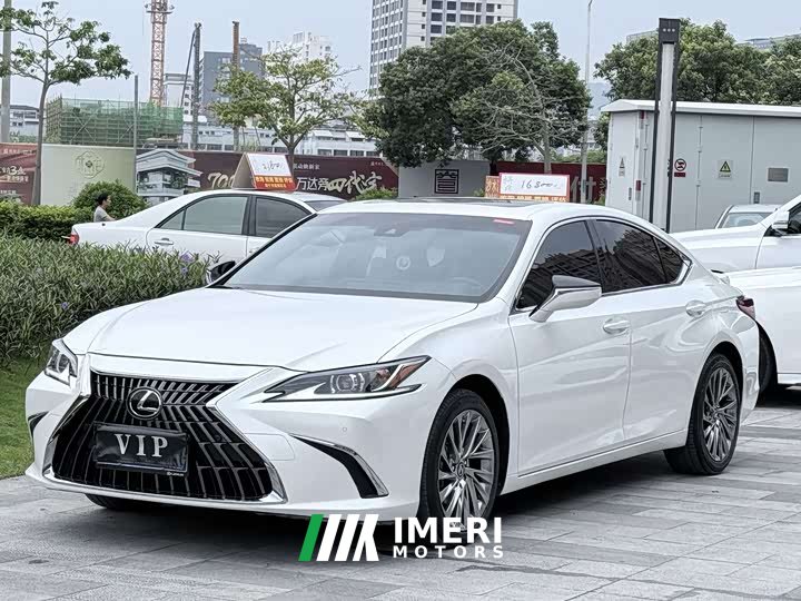 Lexus ES 2023 260 Excellence Edition - ავტომობილი ჩინეთიდან