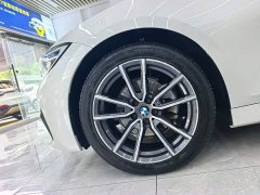 BMW 3 Series 320Li M Sport Package - ფოტო 14