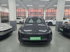 Tesla Model Y Rear-Wheel Drive - ფოტო 2