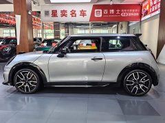 BMW MINI 2.0T Cooper S Rhythm Edition Three-Door - ფოტო 3