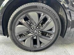 Li Auto L7 2024 Pro - ფოტო 13