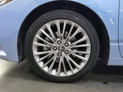 Toyota Avalon 2019 Hybrid 2.5L XLE Premium China VI - ფოტო 17