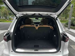 Li Auto ONE Extended Range 6-Seater - ფოტო 11