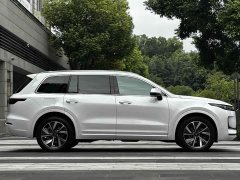 Li Auto ONE Extended Range 6-Seater - ფოტო 5