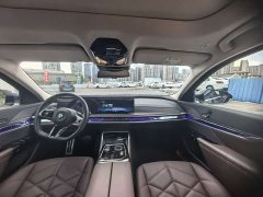 BMW 7 Series 2023 735Li M Sport Package - ფოტო 12