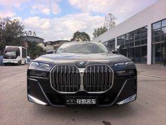 BMW 7 Series 2023 735Li M Sport Package - ფოტო 3