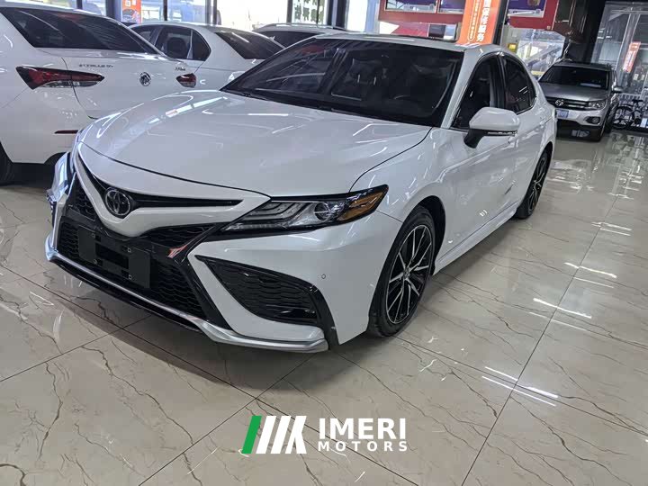 Toyota Camry 2.0S Knight Edition - ავტომობილი ჩინეთიდან