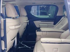 Toyota Vellfire 2023 Crown Twin Engine 2.5L HV Premium Edition - ფოტო 14
