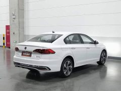Volkswagen Bora 200TSI DSG Comfort Pro - ფოტო 2