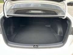 Toyota Corolla 2021 1.8L CVT Luxury - ფოტო 18