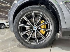 BMW X5 2022 xDrive 30Li Luxury M Sport Package - ფოტო 9