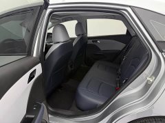 Chevrolet Cruze 1.5L Dual-Clutch Deluxe Edition - ფოტო 18