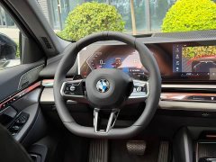 BMW 5 Series 530Li Premier M Sport Package - ფოტო 11