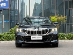 BMW 5 Series 530Li Premier M Sport Package - ფოტო 2