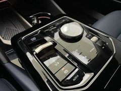 BMW i5 eDrive 35L Premium M Sport Package - ფოტო 10