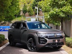 Volkswagen Teramont Pro 450TSI AWD Summit Edition - ფოტო 3