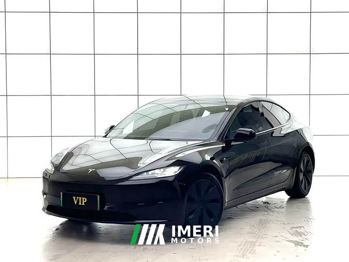 Tesla Model 3 Rear-Wheel Drive