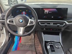BMW 3 Series 320Li M Sport Package - ფოტო 8