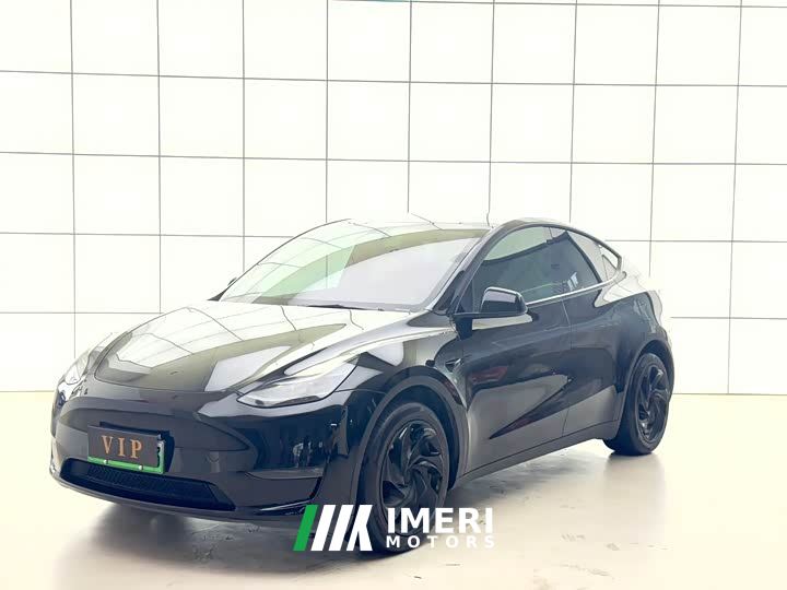 Tesla Model Y Facelift Long Range All-Wheel Drive