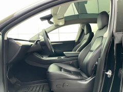 Tesla Model Y Standard Range RWD - ფოტო 12