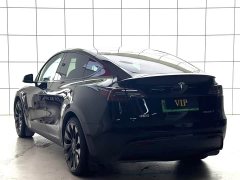 Tesla Model Y Rear-Wheel Drive - ფოტო 14