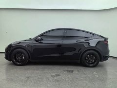 Tesla Model Y 2022 Facelift Rear-Wheel Drive - ფოტო 10