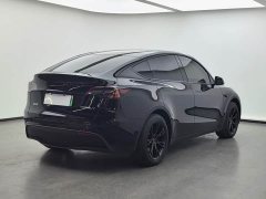 Tesla Model Y 2022 Facelift Rear-Wheel Drive - ფოტო 4
