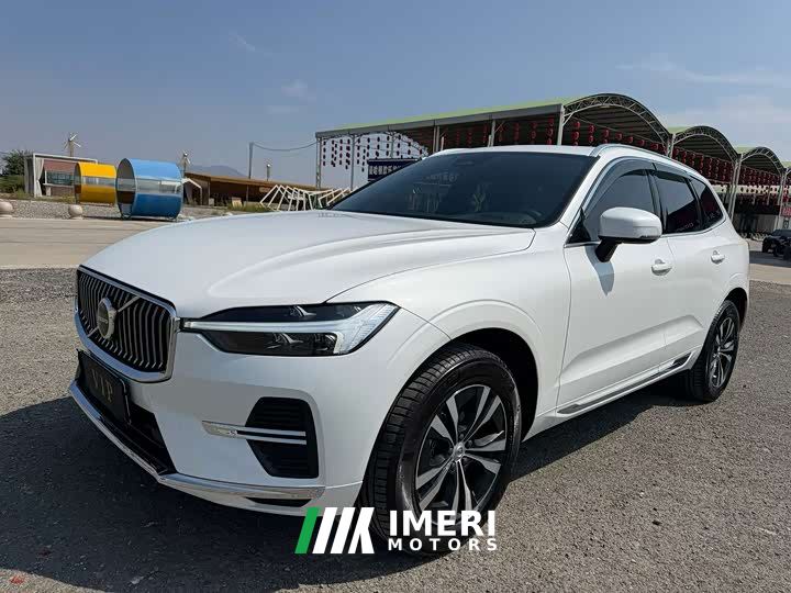 Volvo XC60 B5 AWD Smart Luxury Edition