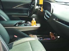 Cadillac IQ Sharp Song Four-Wheel Drive High Performance Luxury Edition - ფოტო 10