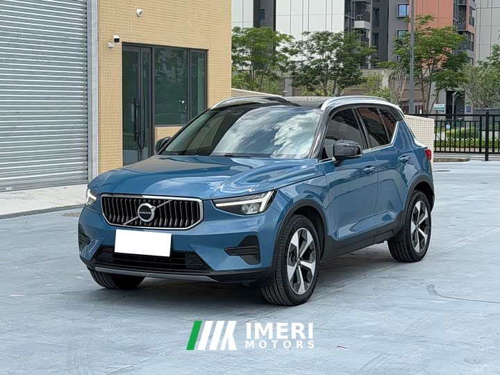 Volvo XC40 2023 B4 AWD Smart Remote Luxury Edition - ავტომობილი ჩინეთიდან