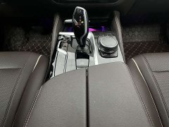 BMW 5 Series 525Li Luxury Package - ფოტო 12