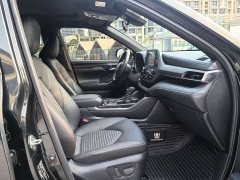 Toyota Crown Venza 2021 2.5L HEV AWD Luxury - ფოტო 10