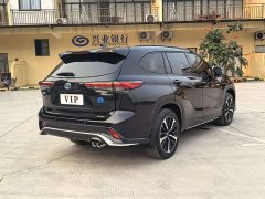 Toyota Crown Venza 2021 2.5L HEV AWD Luxury - ფოტო 6