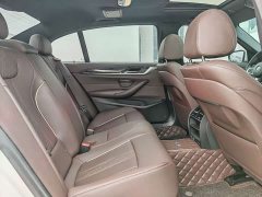 BMW 5 Series Facelift 525Li M Sport Package - ფოტო 15