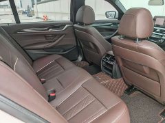 BMW 5 Series Facelift 525Li M Sport Package - ფოტო 16