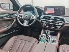 BMW 5 Series Facelift 525Li M Sport Package - ფოტო 20