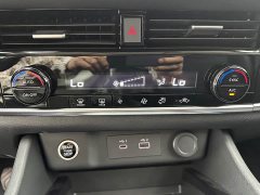 Nissan Qashqai 1.3T CVT Luxury Edition - ფოტო 14