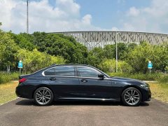 BMW 3 Series 325Li M Sport Package - ფოტო 4