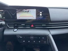 Hyundai Elantra 1.5L CVT Luxury - ფოტო 11