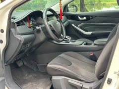 Nissan Venucia D60EV PLUS Comfort SI Trim - ფოტო 4