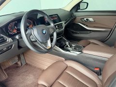 BMW 3 Series 320i M Sport Package - ფოტო 9