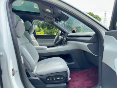 NIO ES8 2023 75kWh Executive - ფოტო 13