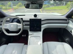 NIO ES8 2023 75kWh Executive - ფოტო 16