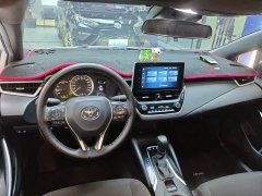 Toyota Corolla Hybrid 1.8H E-CVT Luxury - ფოტო 10