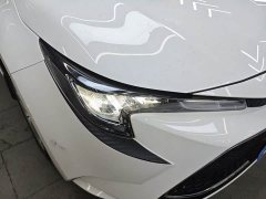 Toyota Corolla Hybrid 1.8H E-CVT Luxury - ფოტო 14